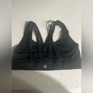 Black lululemon sports bra